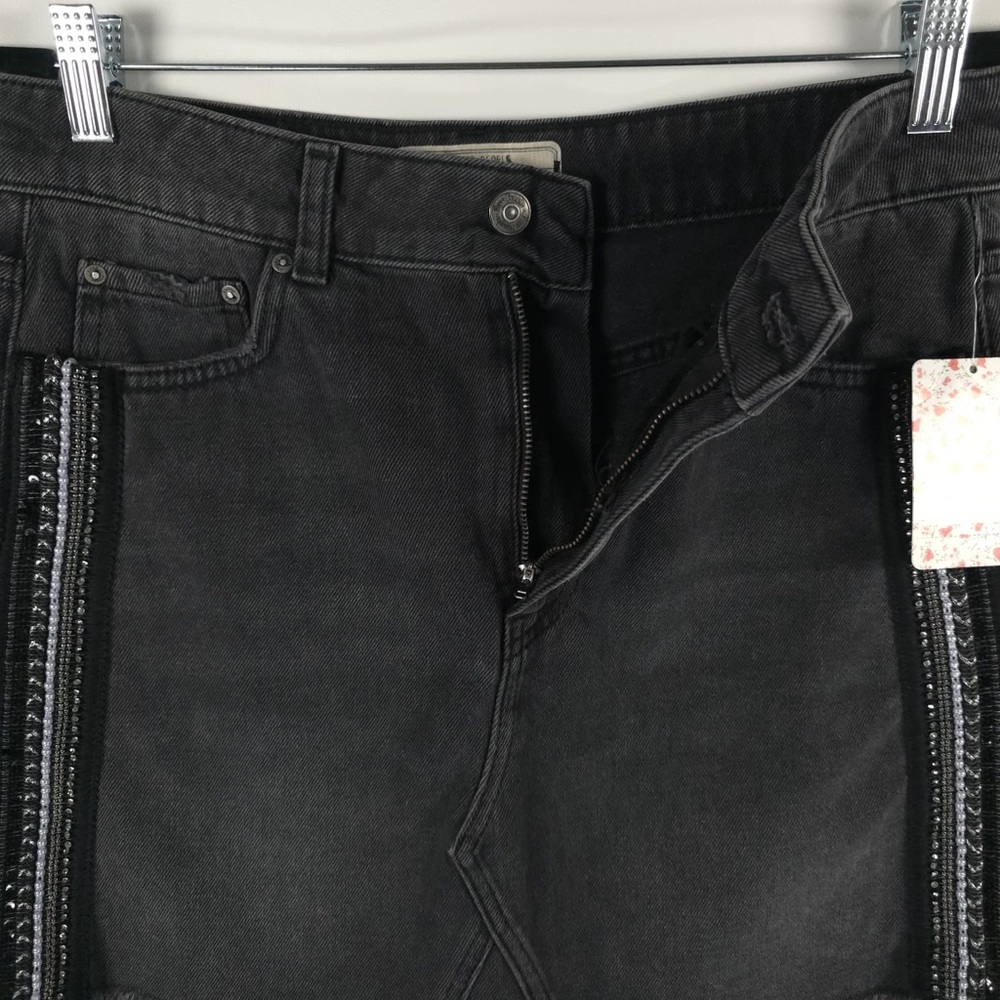 NWT FREE PEOPLE Embellished Rhinestone Side Stripe Denim Mini Skirt Raw Hem Sz 6 - Picture 13 of 16